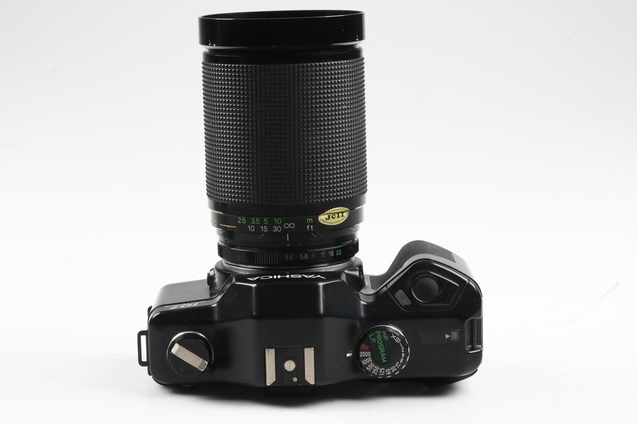 Yashica 107 Multi Program mit Koboron 28-200mm f/3,5-5,3 - #5009099