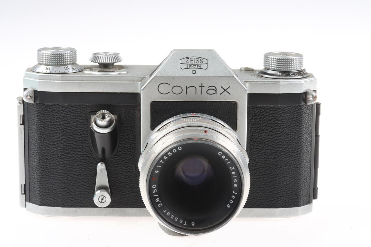 Zeiss Ikon Contax D mit Tessar 50mm f/2,8 T - #16278