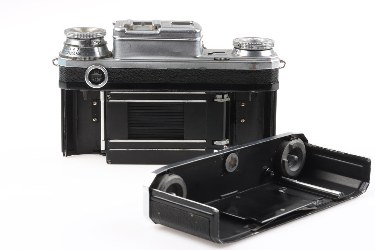 Zeiss Ikon CONTAX III mit Tessar 5cm f/3,5 - #F74571