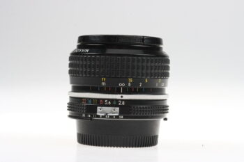 Nikon MF 28mm f/2,8 Ai - #448542