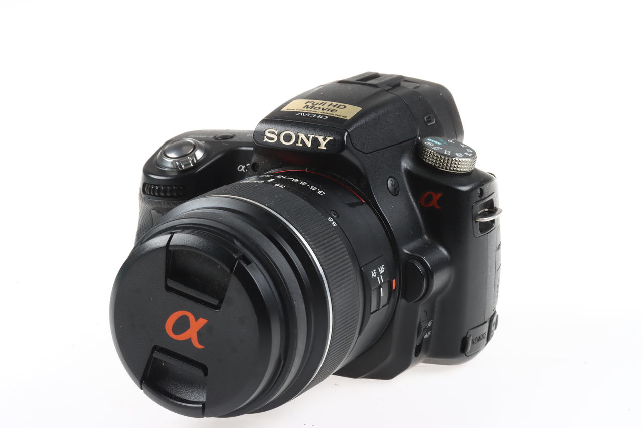 Sony Alpha 33 mit DT 18-55mm f/3,5-5,6 SAM - #5045058