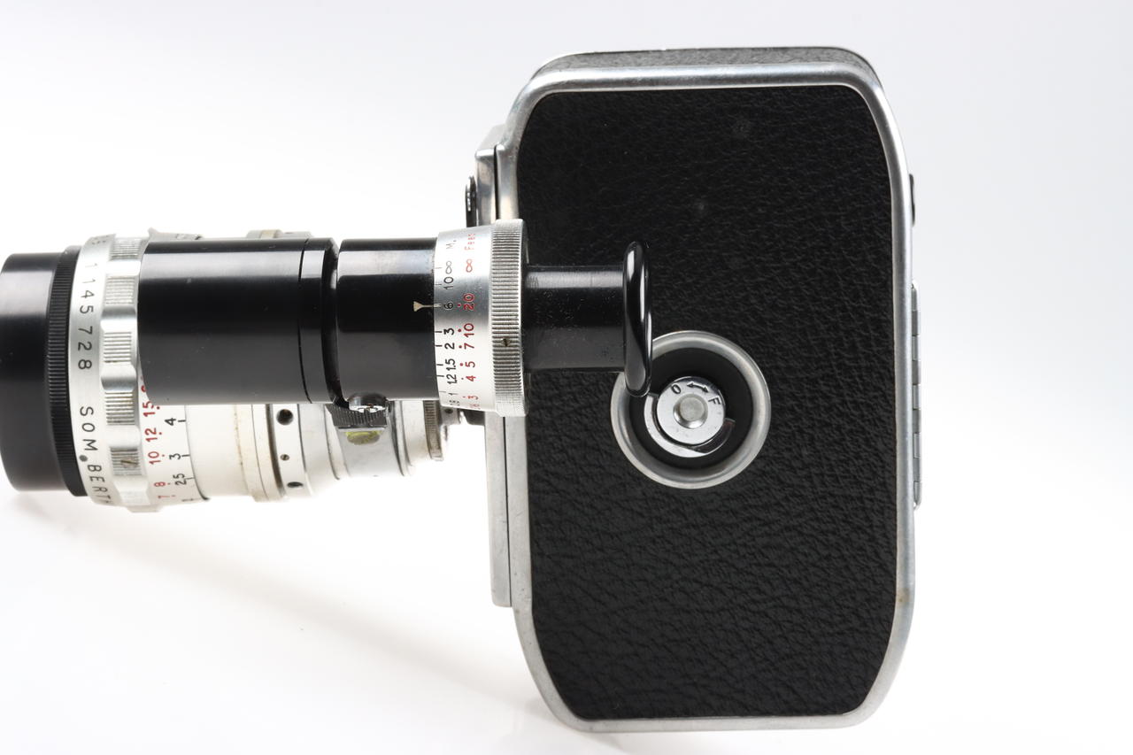 Bolex E 8 mit Som Berthiot Pan Cinor f:2,8 F=12,5 mit Sucher - #1145728