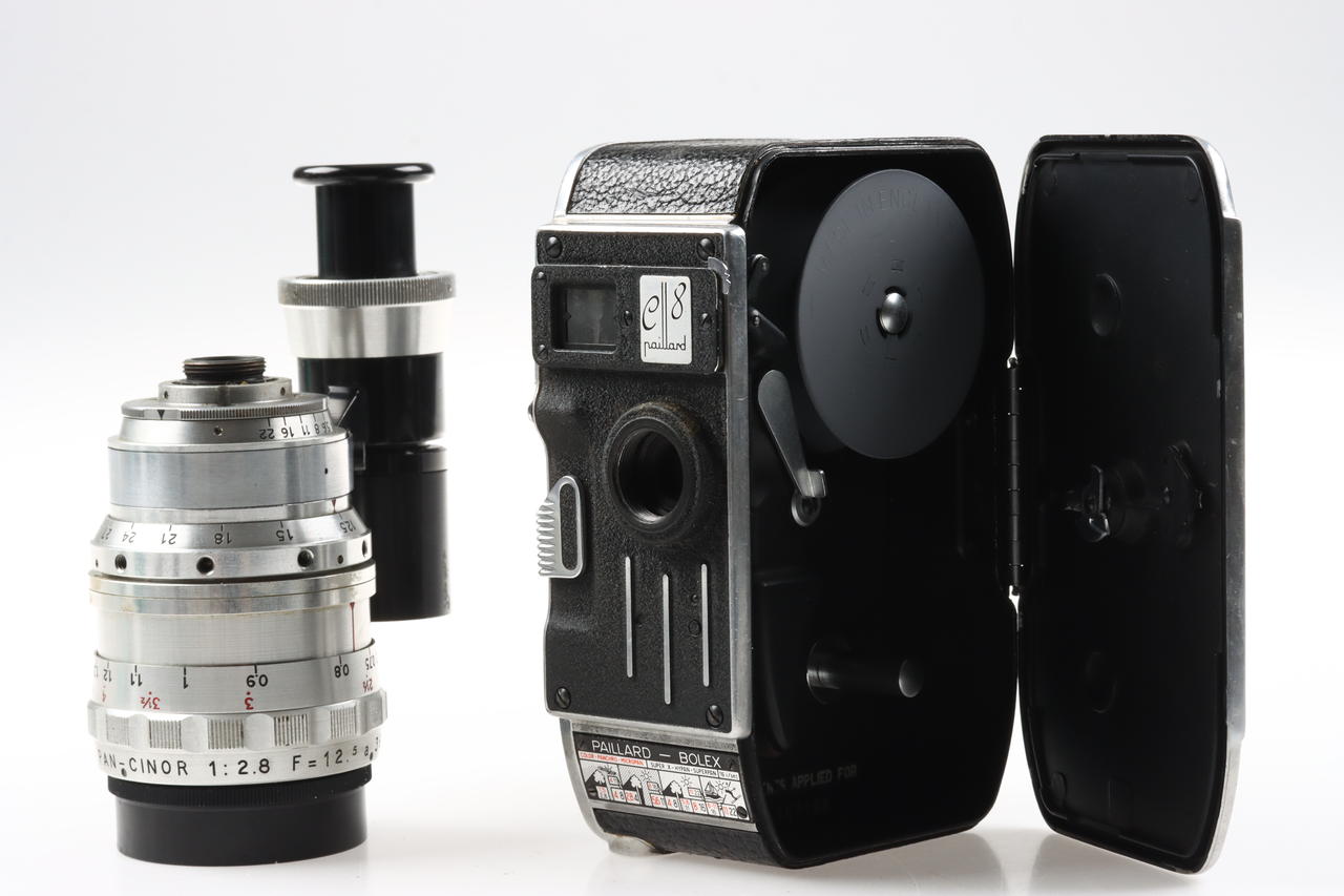Bolex E 8 mit Som Berthiot Pan Cinor f:2,8 F=12,5 mit Sucher - #1145728