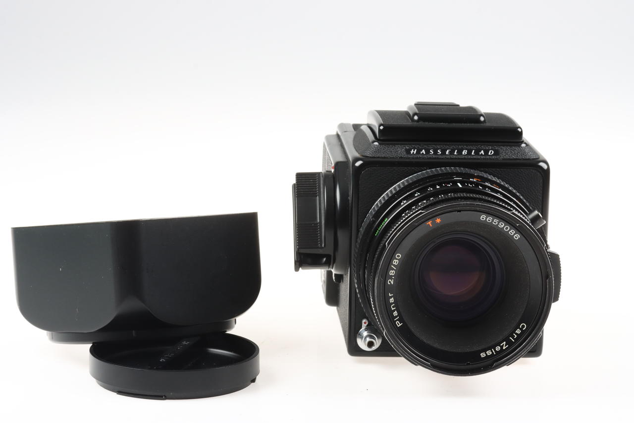 Hasselblad 500 C/M mit CF Planar T* 80mm f/2,8 - #RI1287589