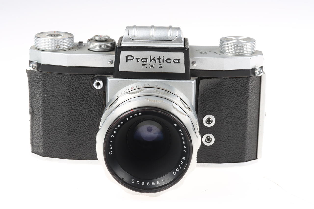 Praktica FX Gehäuse mit Tessar 50mm f/3,5 Export Objektiv - #328906
