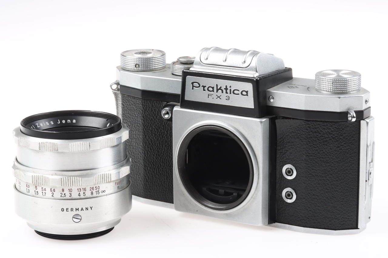 Praktica FX Gehäuse mit Tessar 50mm f/3,5 Export Objektiv - #328906