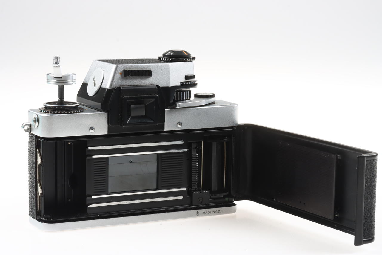 Ihagee EXAKTA RTL 1000 mit Pancolar 50mm f/2 - #8735705