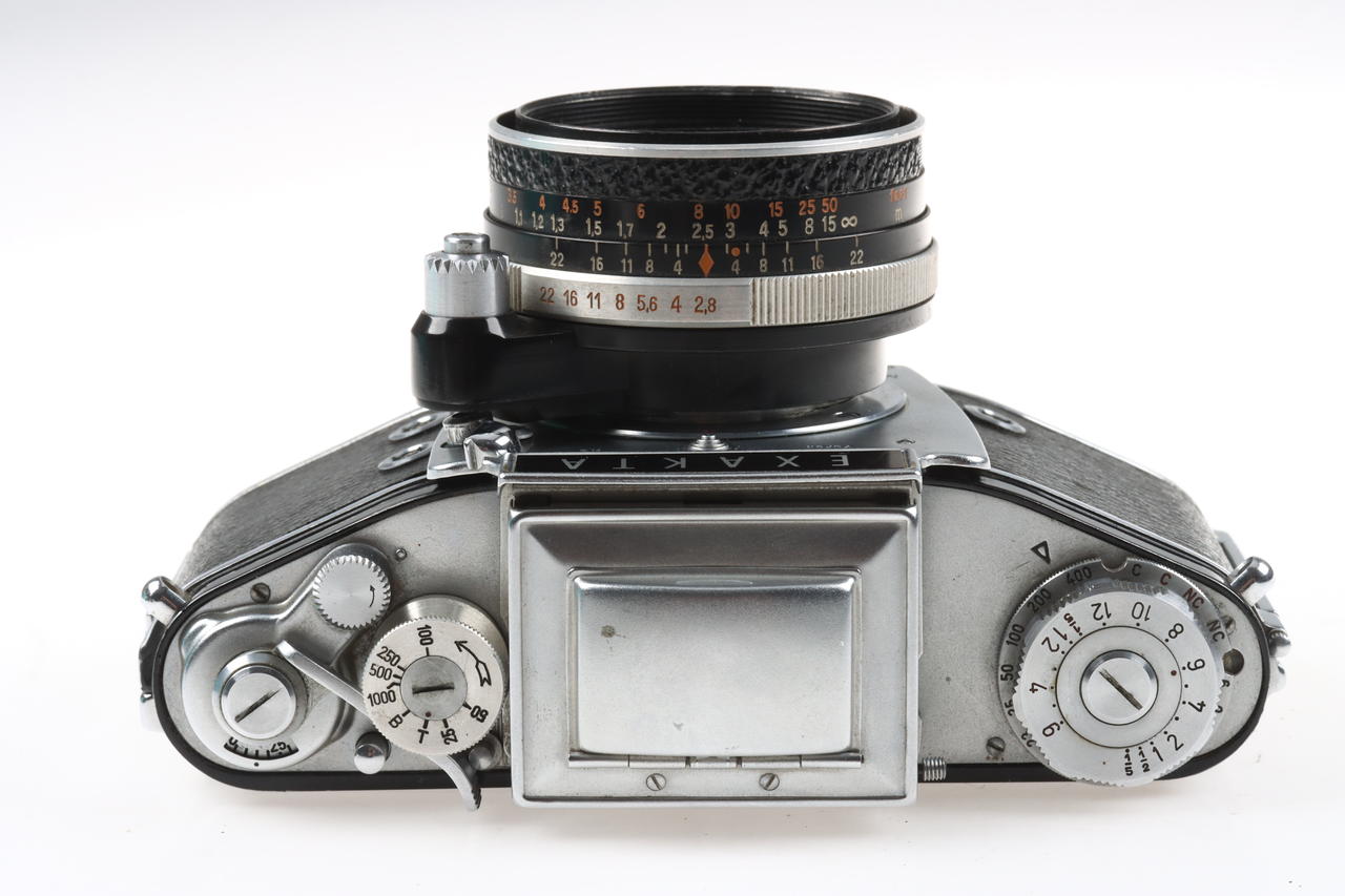 Ihagee EXAKTA Varex IIa mit Tessar 50mm f/2,8 - #968112