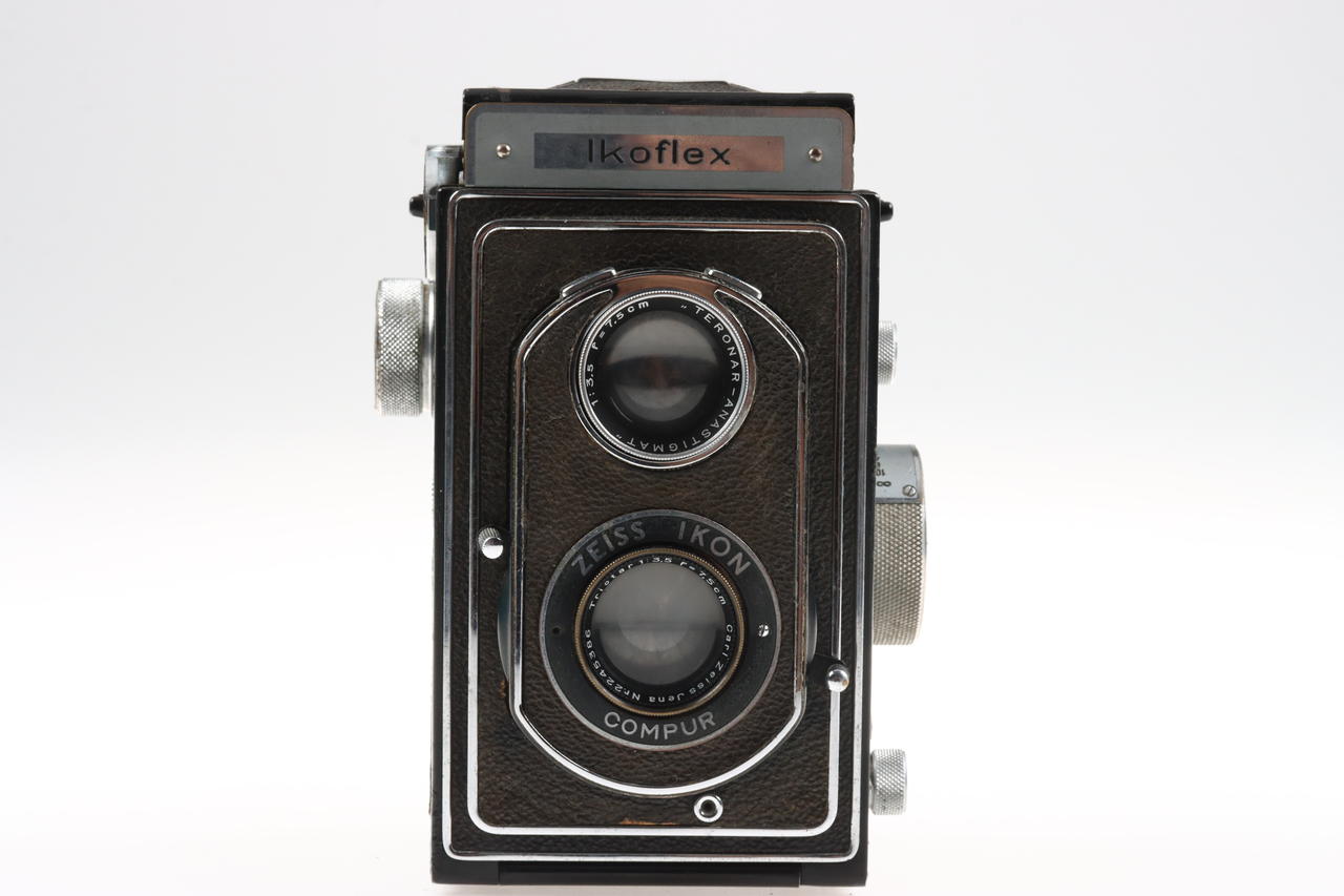Zeiss Ikon Ikoflex II Triotar 7,5cm f/3,5 Compur - #B22411