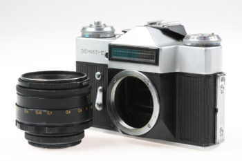 KMZ Zenit-E mit Helios-44-2 58mm f/2,0 - #790242061