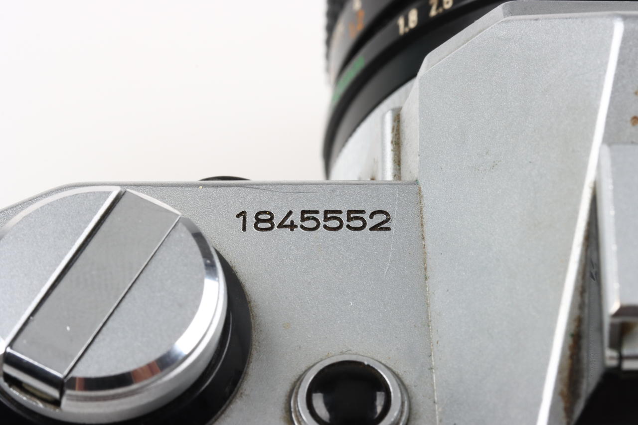 Canon AE-1 Gehäuse mit FD 50mm f/1,8 S.C. - #1845552