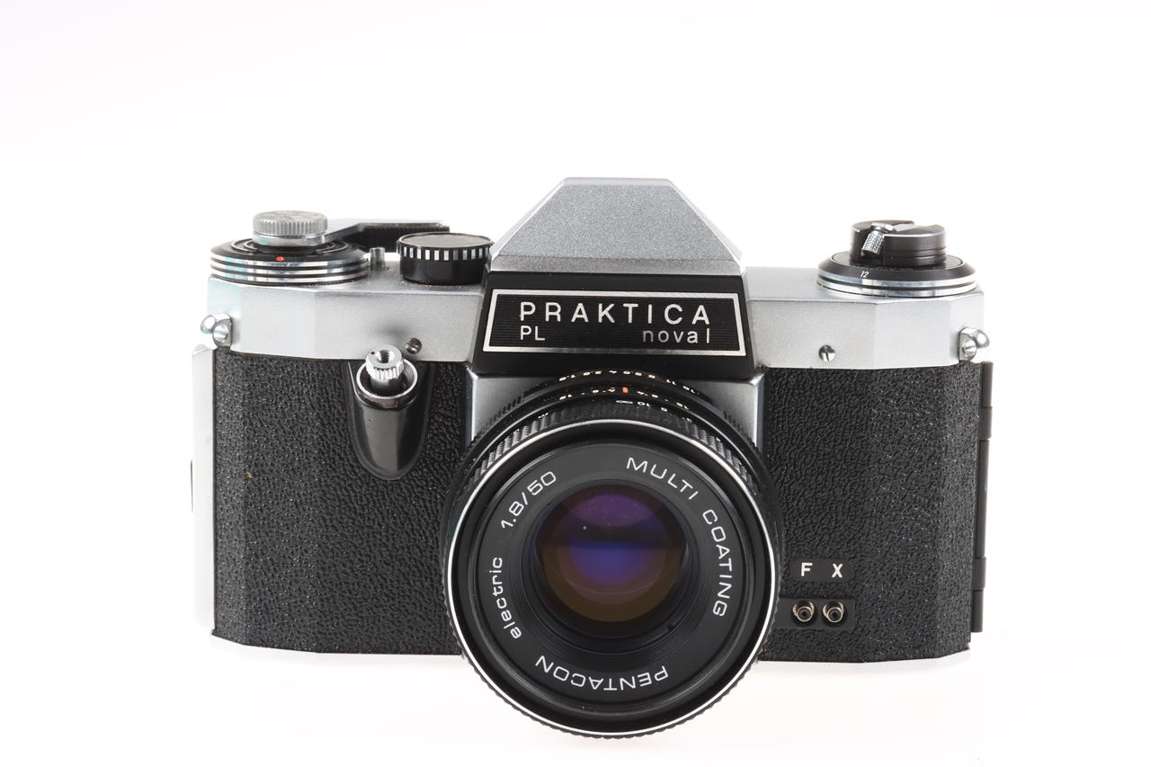 Praktica PL Nova I mit Pentacon 50mm f/1,8 - #462156