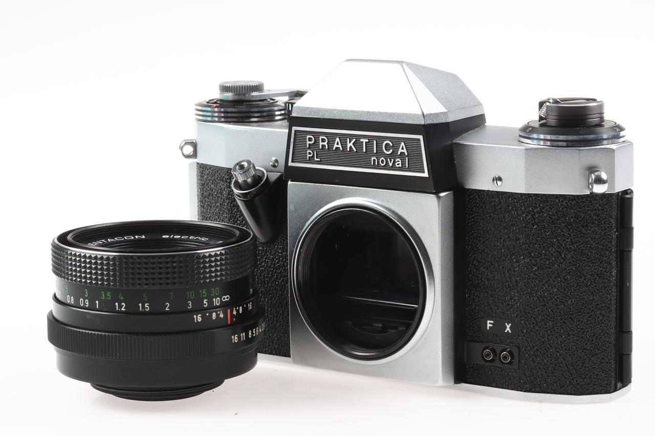 Praktica PL Nova I mit Pentacon 50mm f/1,8 - #462156