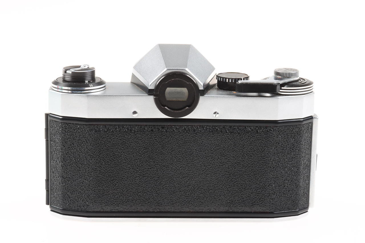 Praktica PL Nova I mit Pentacon 50mm f/1,8 - #462156