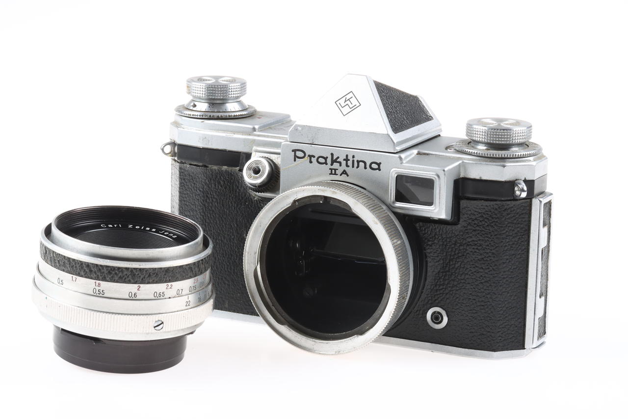Praktica Praktina II A mit Tessar 50mm f/2,8 - defekt - #5465754