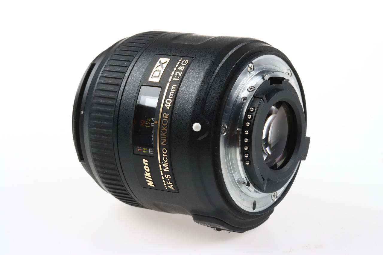 Nikon AF-S DX Micro Nikkor 40mm f/2,8 G - #2064440