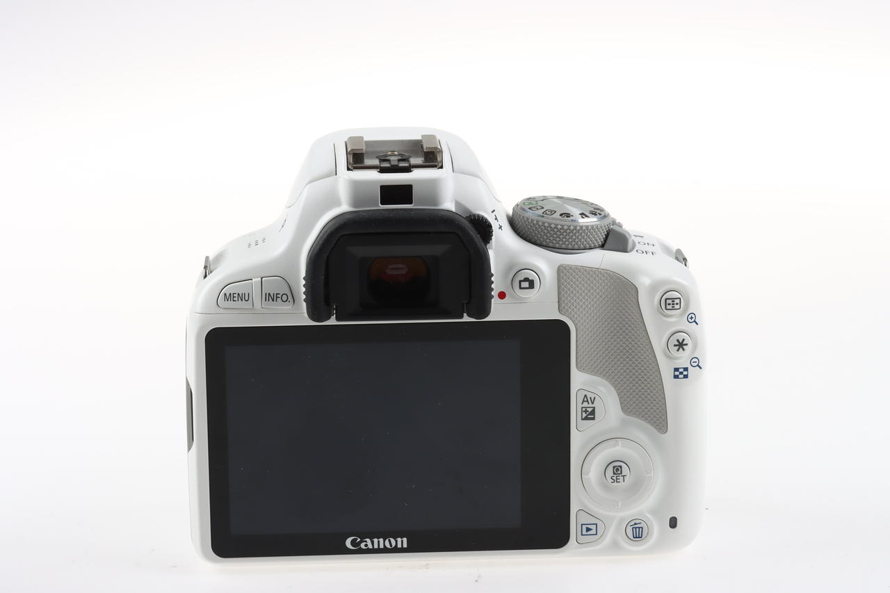 Canon EOS Kiss K7 mit EF-S 18-55mm (EOS 100D) - #151063004511