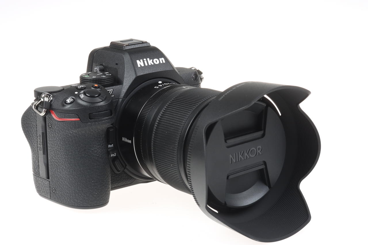 Nikon Z 5 II Gehäuse mit 24-70mm f/4,0 - #6025830