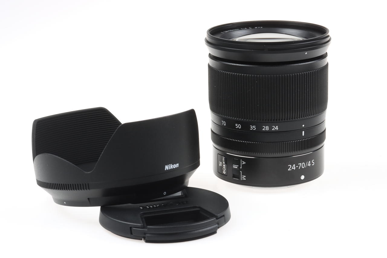 Nikon Z 5 II Gehäuse mit 24-70mm f/4,0 - #6025830