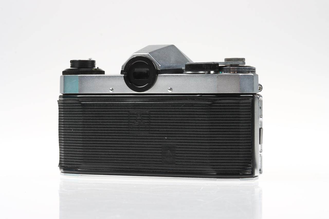 Praktica Nova B mit Oreston 50mm 1,8 - #93025