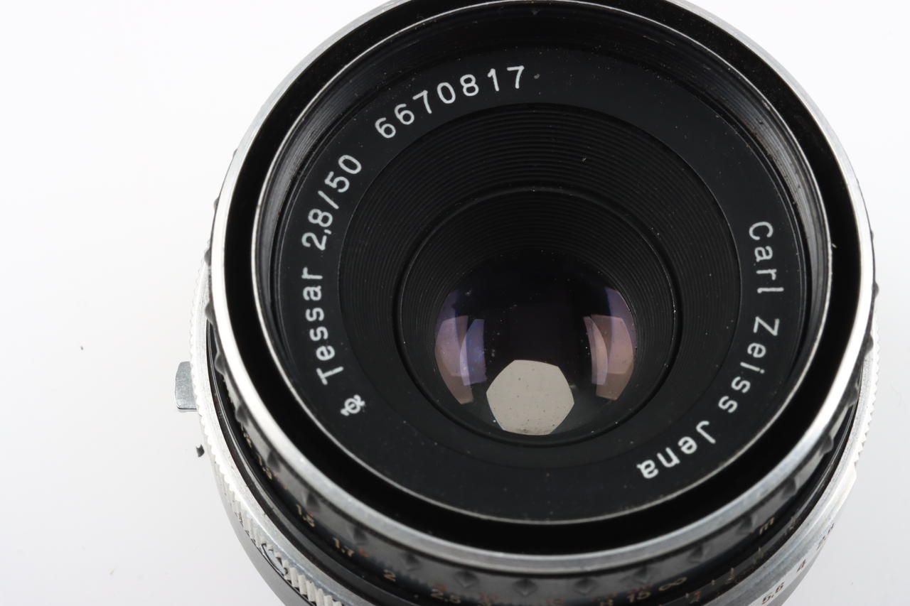 Praktica FX Gehäuse mit Tessar 50mm f/3,5 Objektiv - #6670817