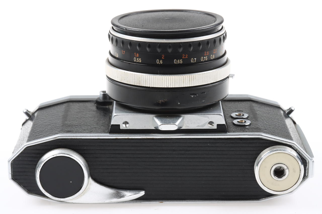 Praktica FX Gehäuse mit Tessar 50mm f/3,5 Objektiv - #6670817