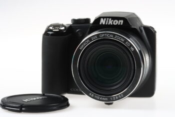 Nikon Coolpix P90 digitale Kompaktkamera - #40111543