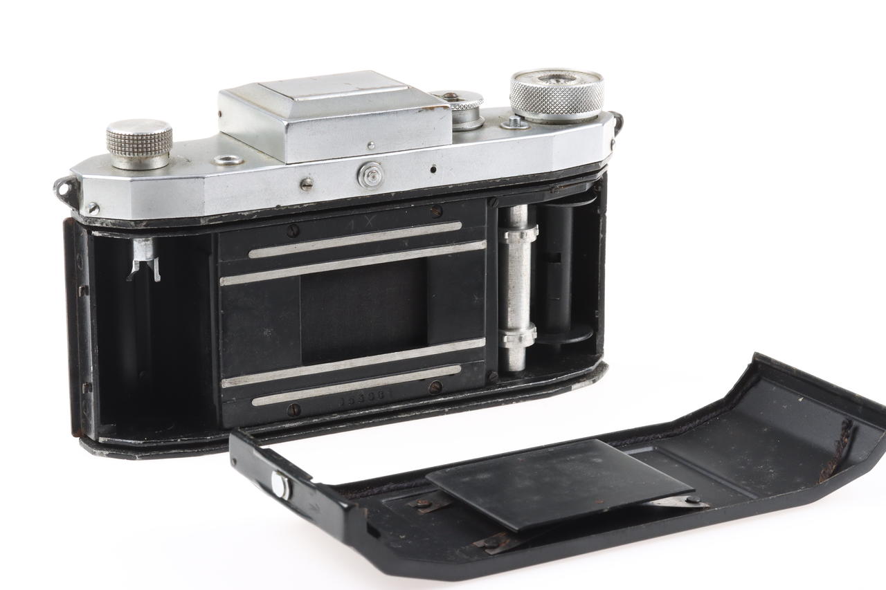 Praktiflex 1947 II mit Zeiss Jena Tessar 5cm f/3,5 - #053081
