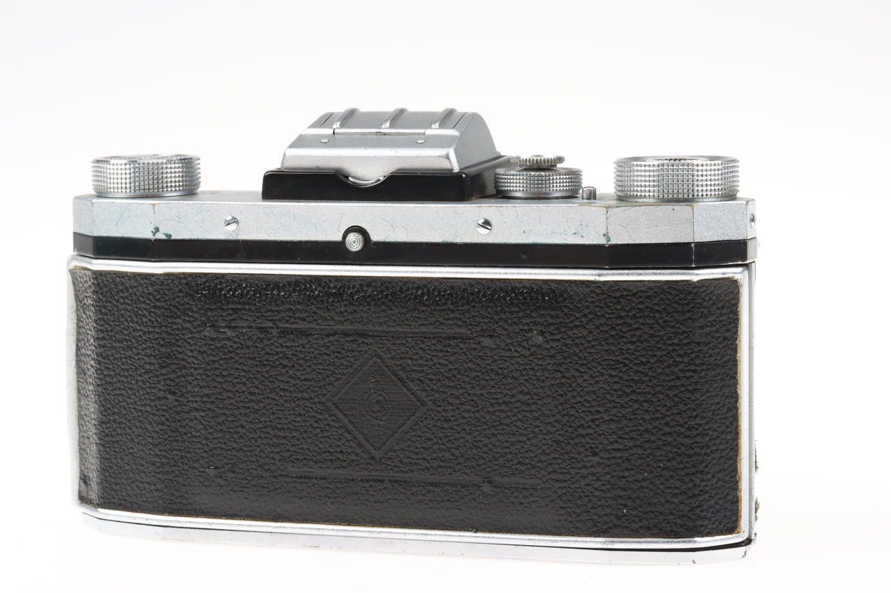 Praktica FX 2 mit Zeiss Jena 50mm f/2,8 Tessar - #259305