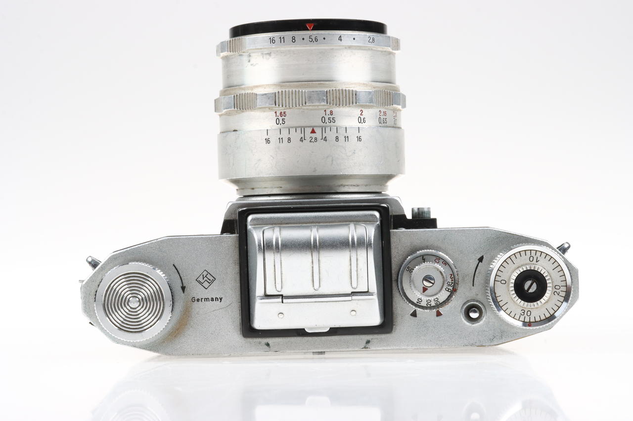 Praktica FX 2 mit Zeiss Jena 50mm f/2,8 Tessar - #259305