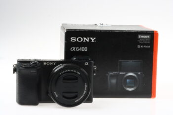 Sony Alpha 6400 mit E PZ 16-50mm OSS - #4874046
