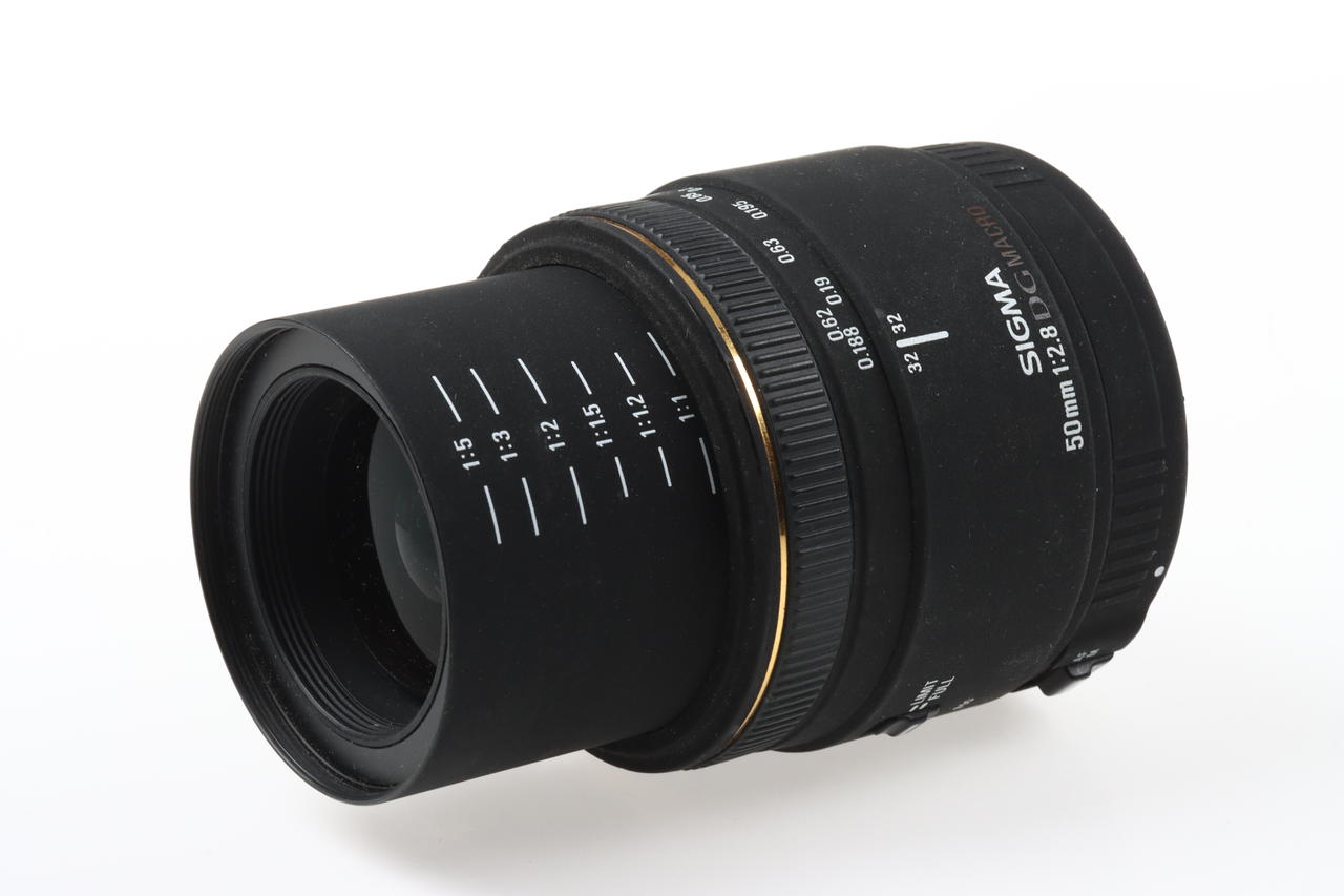 SIGMA 50mm f/2,8 DG Macro für Canon EF - #4044920