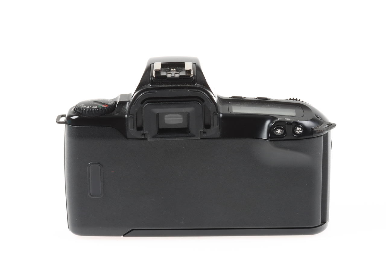 Canon EOS 500 mit EF 35-80mm f/4,0-5,6 II - #9015640