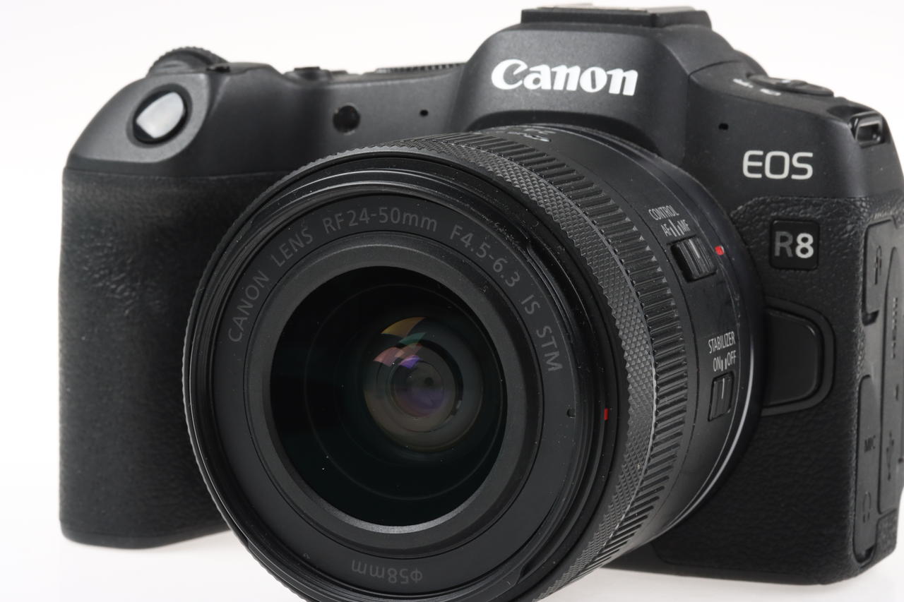 Canon EOS R8 mit RF 24-50mm f/4,5-6,3 IS STM - #113022006399