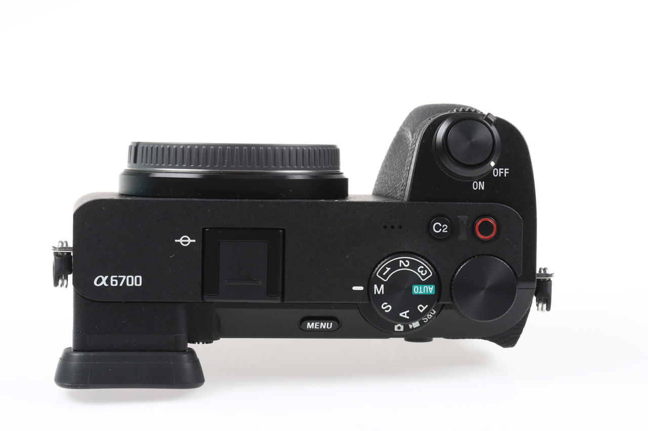Sony Alpha 6700 mit E 18-135mm f/3,5-5,6 OSS - #2056622