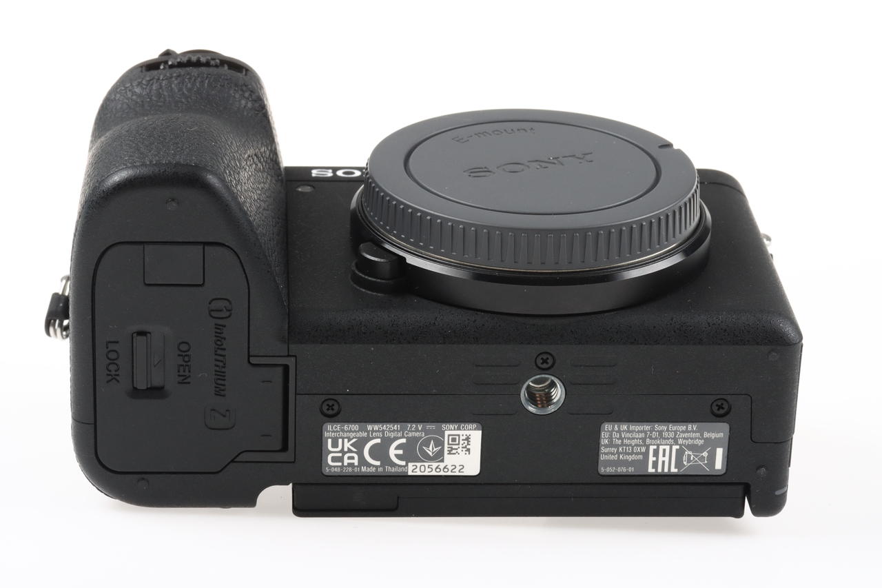 Sony Alpha 6700 mit E 18-135mm f/3,5-5,6 OSS - #2056622