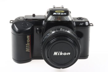 Nikon F-401 mit AF 35-70mm f/3,3-4,5 - #3135585